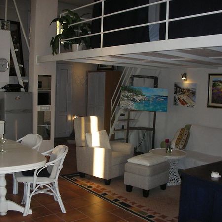 Apartment Croatia Art ドラスニセ エクステリア 写真